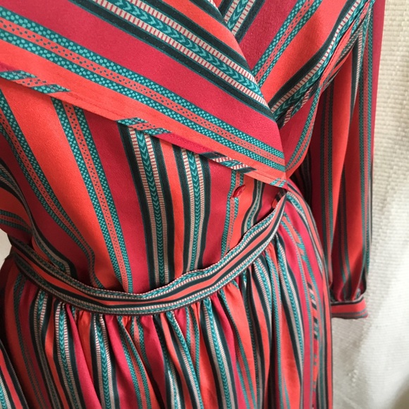 Vintage 70s Two Piece Dress Set Stripe Top & Skirt - Picture 3 of 8